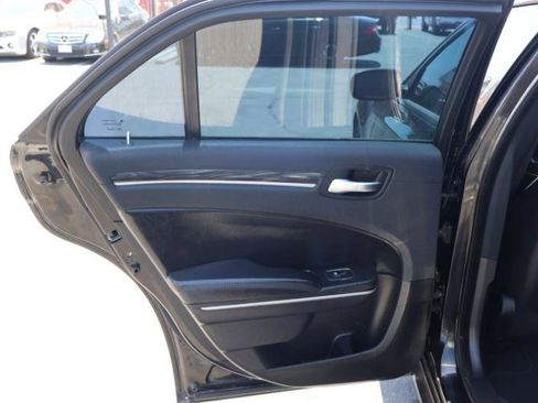 Used 2019 Chrysler 300 Touring w/ Sport Appearance Package RWD image 19