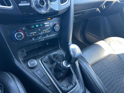 Used 2016 Ford Focus ST w/ Equipment Group 401A FWD image 21