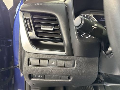 Certified 2022 Nissan Rogue SV AWD/4WD image 16