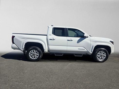 Used 2024 Toyota Tacoma SR5 RWD image 2