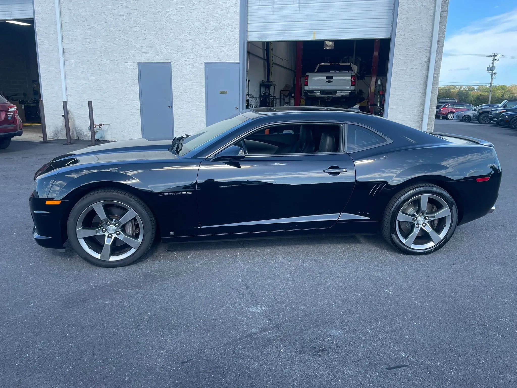 Used 2010 Chevrolet Camaro SS w/ RS Package RWD image 10