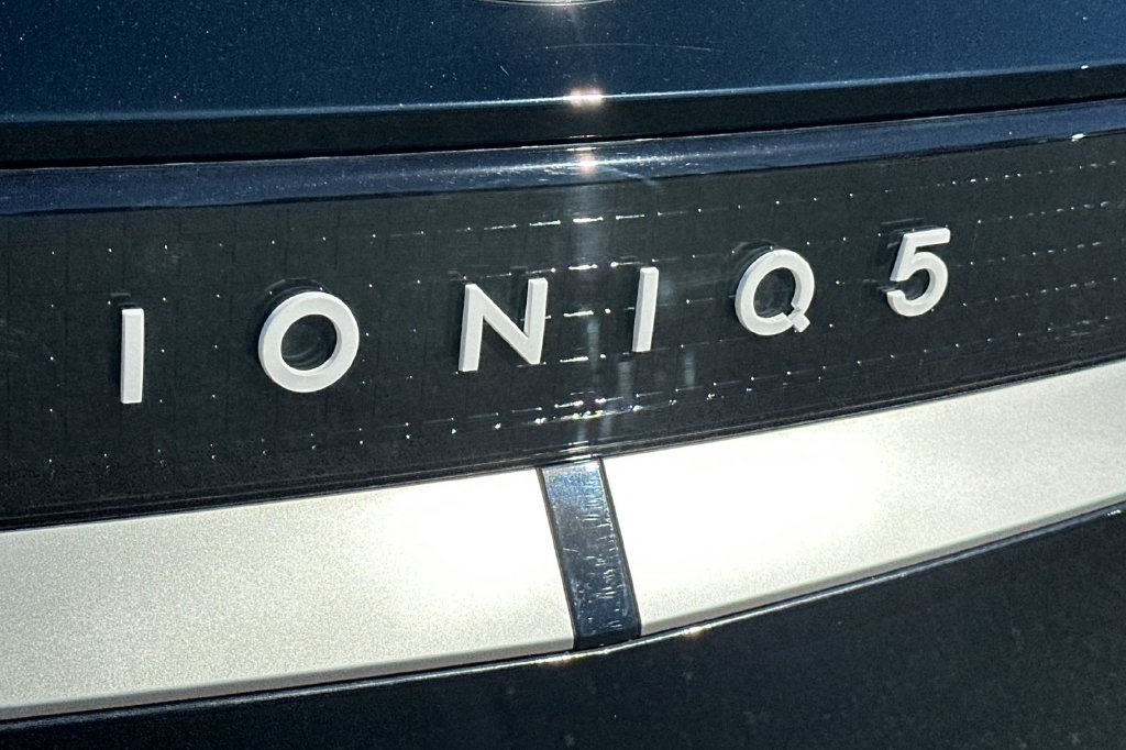 Used 2024 Hyundai Ioniq 5 SEL RWD image 34