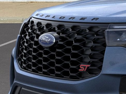 New 2026 Ford Explorer ST image 17