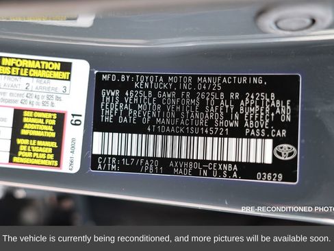 Used 2025 Toyota Camry LE w/ Convenience Package image 34