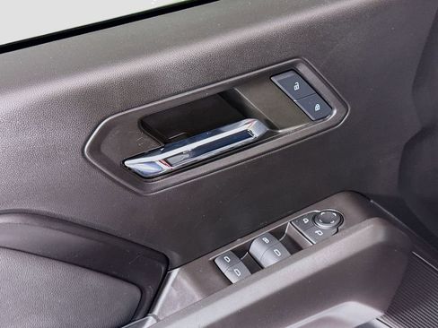 Used 2024 GMC Canyon Elevation w/ Convenience Package image 23