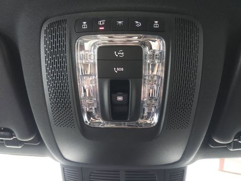Used 2024 Mercedes-Benz GLS 450 4MATIC image 25