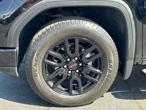 Certified 2024 GMC Sierra 1500 Elevation w/ Elevation Premium Package AWD/4WD image 13