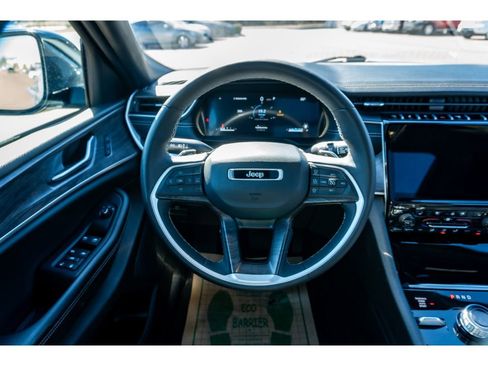 Used 2024 Jeep Grand Cherokee L Limited w/ Luxury Tech Group II image 22