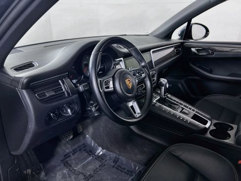 Used 2021 Porsche Macan GTS AWD/4WD image 9