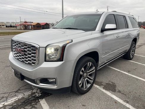 Used 2019 GMC Yukon XL Denali w/ Denali Ultimate Package image 1