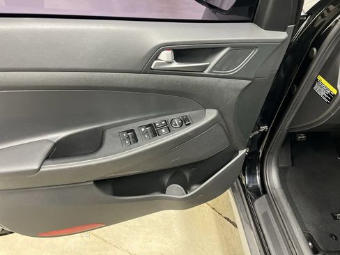 Used 2017 Hyundai Tucson Sport w/ Cargo Package FWD image 20