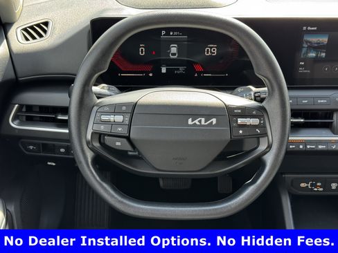 Used 2025 Kia K4 FWD image 15