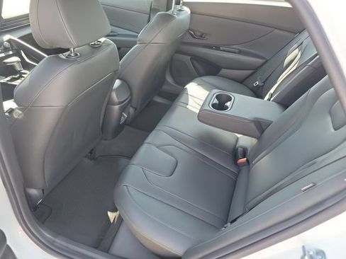 New 2026 Hyundai Elantra SEL Sport FWD image 26