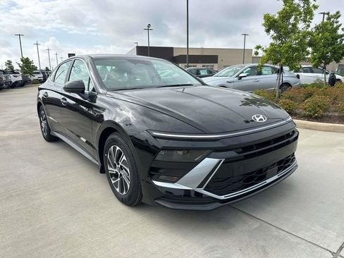 New 2026 Hyundai Sonata Blue FWD image 1
