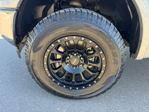 Used 2019 Ford F150 Lariat image 26