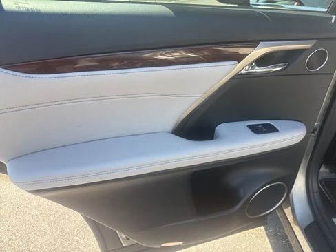 Used 2017 Lexus RX 350 FWD w/ Premium Package image 20