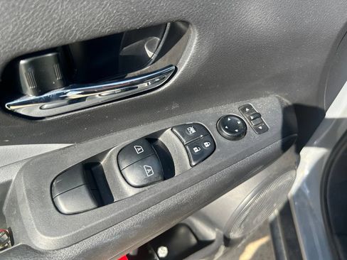 Certified 2024 Nissan Kicks SR w/ SR Premium Package FWD image 11
