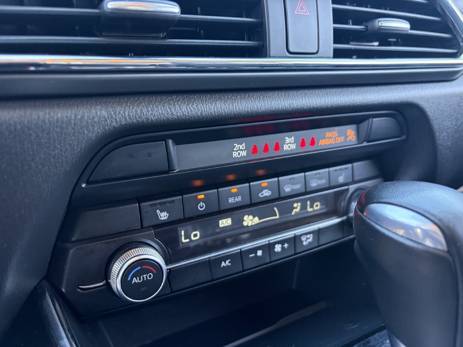 Used 2021 MAZDA CX-9 Touring w/ Touring Premium Package FWD image 31
