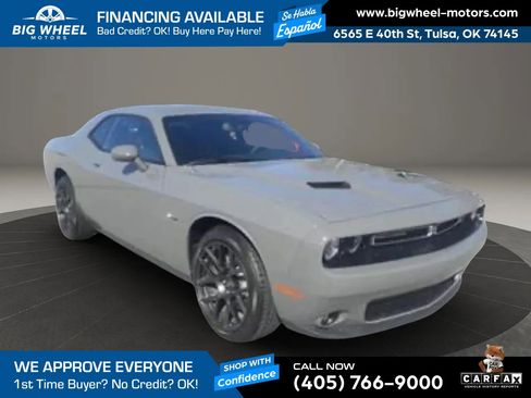 Used 2021 Dodge Challenger R/T RWD image 1