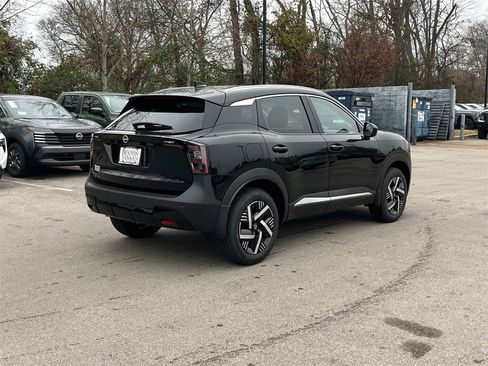 New 2026 Nissan Kicks SV image 4