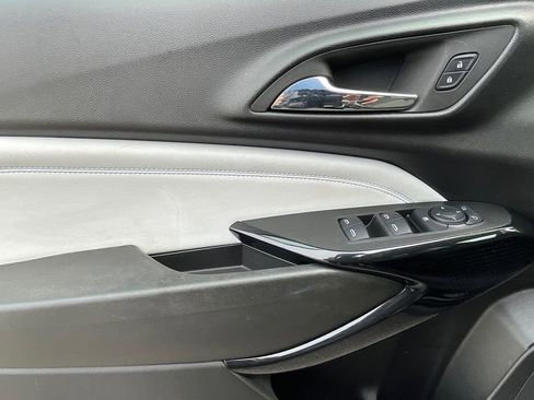 Used 2024 Chevrolet Trax LT image 27