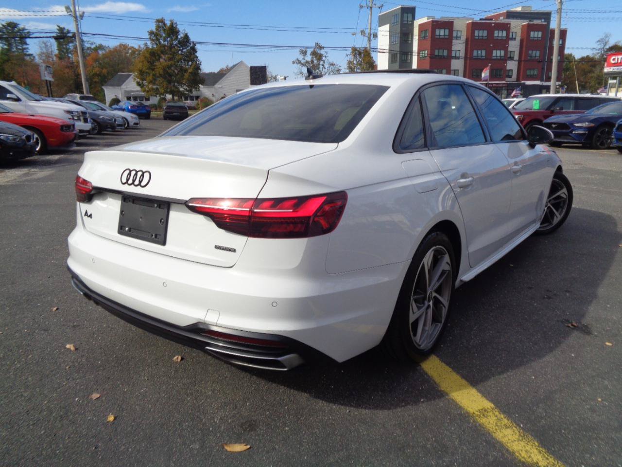 Used 2021 Audi A4 2.0T Premium Plus w/ Premium Plus Package AWD/4WD image 4