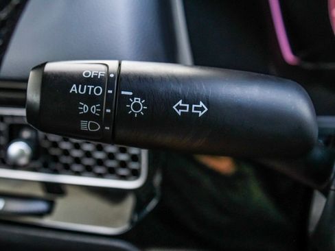 Used 2025 Honda Civic Sport image 24