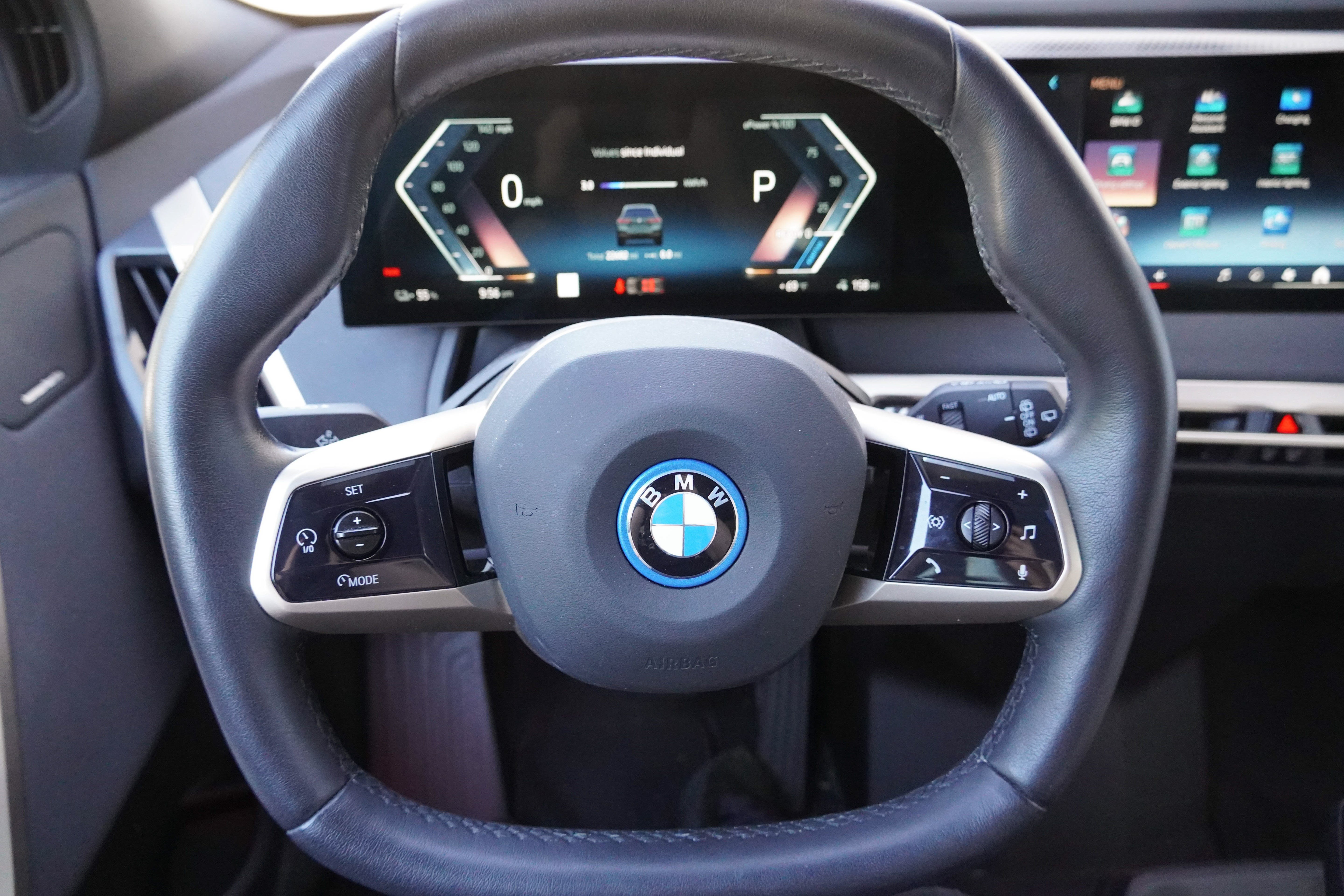 Certified 2024 BMW iX xDrive50 w/ Premium Package AWD/4WD image 19