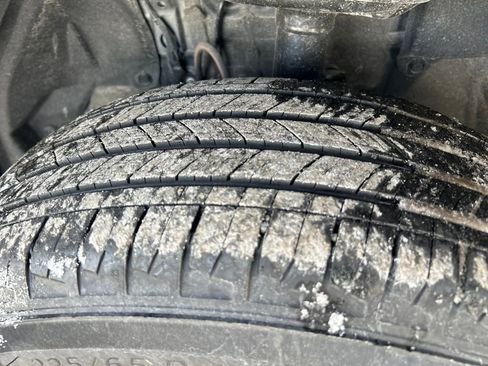 Certified 2025 Toyota RAV4 XLE image 28