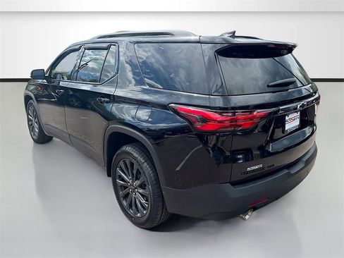 Used 2023 Chevrolet Traverse RS image 5