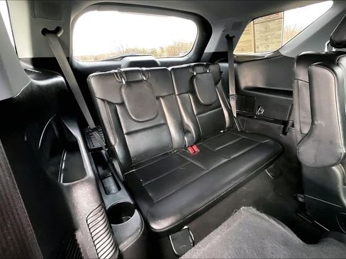 Used 2021 Ford Explorer Limited w/ Equipment Group 301A image 28