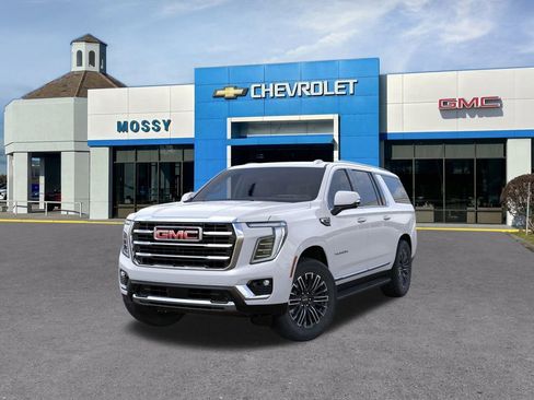 New 2026 GMC Yukon XL Elevation RWD image 9