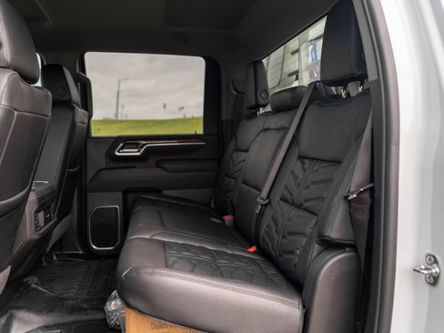 New 2026 Chevrolet Silverado 3500 LT w/ Convenience Package AWD/4WD image 18