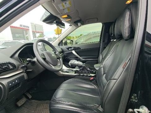 Used 2023 Mitsubishi Eclipse Cross LE AWD/4WD image 4