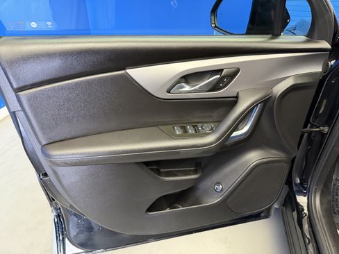 Used 2024 Chevrolet Blazer LT w/ Convenience Package FWD image 9