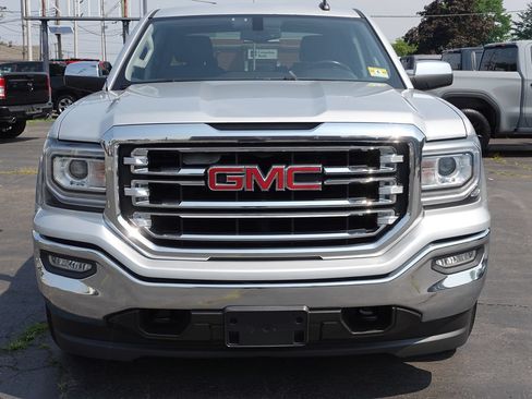 Used 2017 GMC Sierra 1500 SLT w/ SLT Premium Package AWD/4WD image 5
