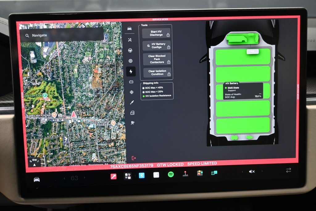 Used 2022 Tesla Model X Plaid AWD/4WD image 13