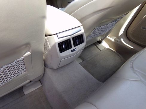 Used 2009 Cadillac CTS 3.6L V6 4dr Sedan w/ 1SA image 12