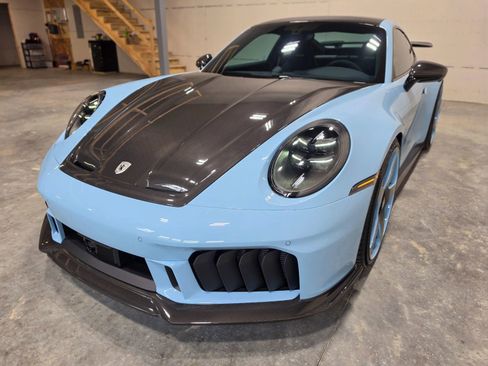 Used 2026 Porsche 911 GTS image 18