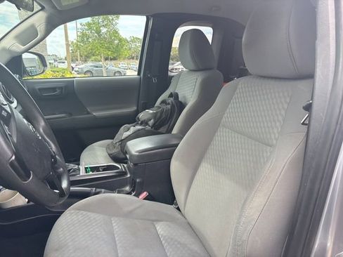 Used 2021 Toyota Tacoma SR w/ SR Convenience Package AWD/4WD image 2