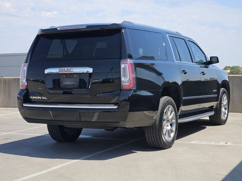 Used 2018 GMC Yukon XL Denali RWD image 8
