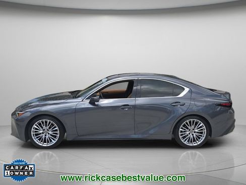 Used 2025 Lexus IS 300 w/ Premium Package RWD image 3