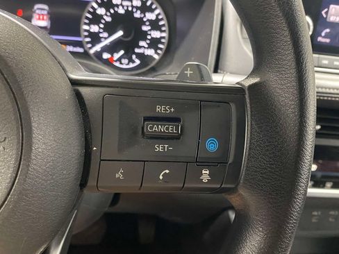 Used 2024 Nissan Rogue SV AWD/4WD image 24