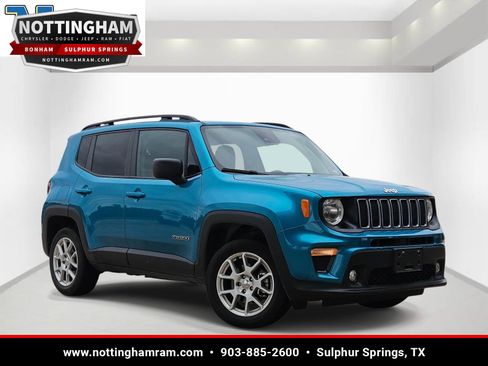 Used 2022 Jeep Renegade Latitude w/ Convenience Group AWD/4WD image 1