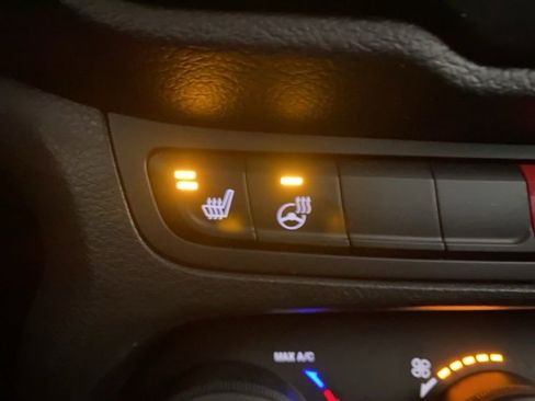 Used 2015 Jeep Renegade Trailhawk w/ Premium Leather Group image 50