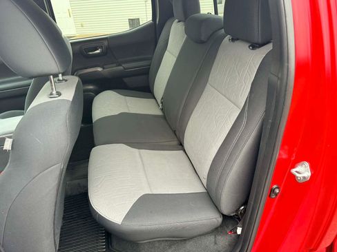 Used 2023 Toyota Tacoma TRD Sport w/ Advanced Technology Package image 13