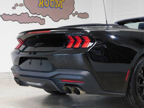 Used 2025 Ford Mustang GT Premium RWD image 81