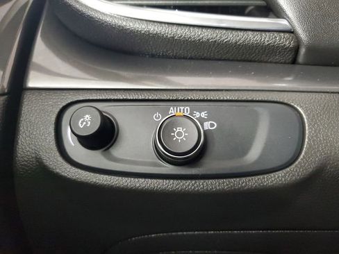 Used 2017 Buick Encore Preferred image 34