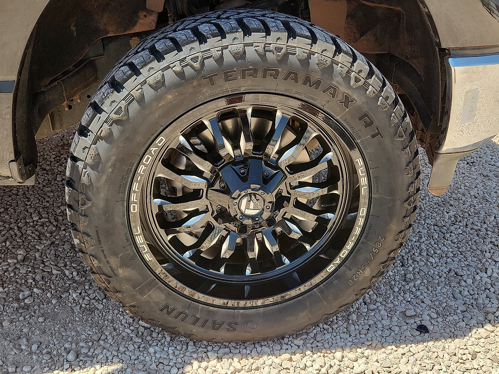Used 2023 Ford F150 Lariat AWD/4WD image 7