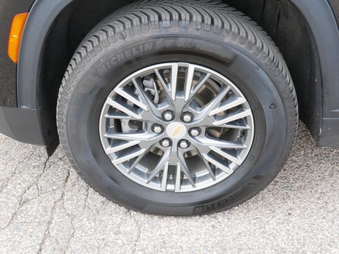 Certified 2024 Chevrolet Traverse LT w/ Trailering Package AWD/4WD image 7